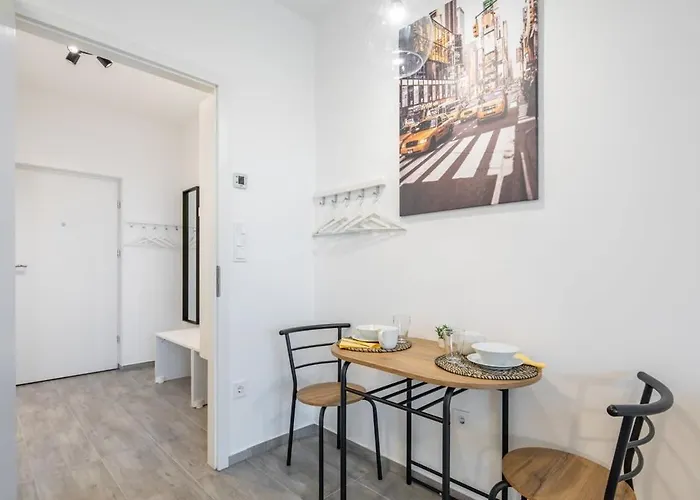 Super View - Balcony - New - At River Appartamento